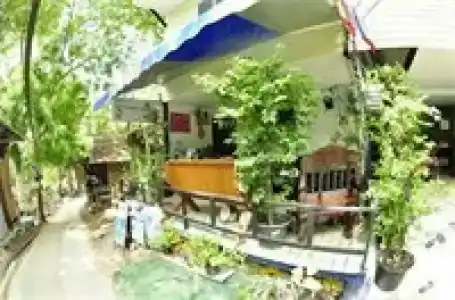 Kitty Guesthouse - 19
