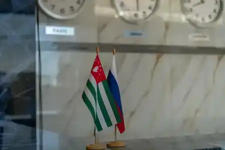 Грейс Бриз - 45