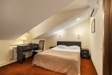 Соната Дворцовая площадь - 96