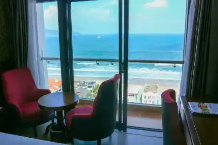 Le Hoang Beach Danang - 15
