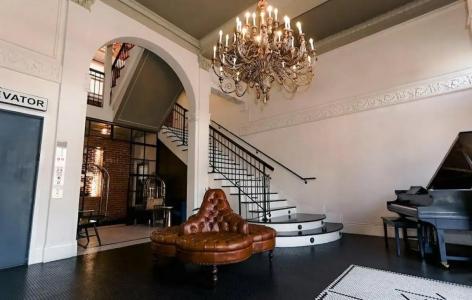 H by H Hospitality - 43