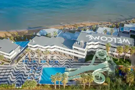 Arina Beach Resort - 8