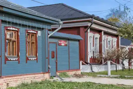 Монастырская изба - 18