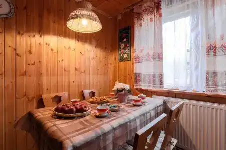 Монастырская изба - 43