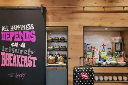 Moxy Tbilisi by Marriott - 60