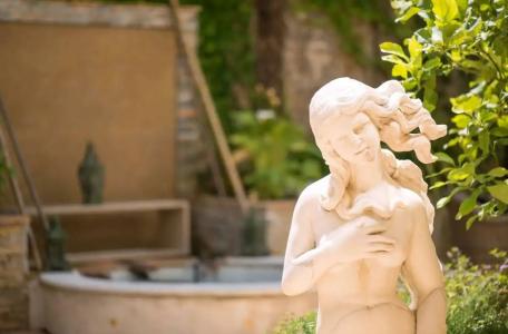 Best Western Premier Le Patio des Artistes Wellness Jacuzzi - 10
