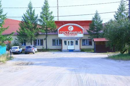 Нефтяник - 10