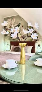 Белый лотос - 68