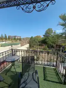 у фонтана - 25