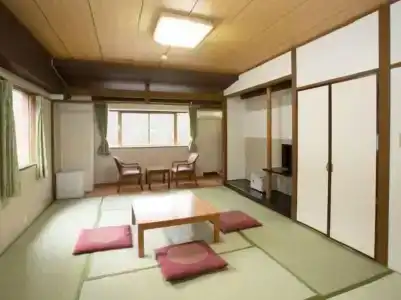Itoen Hakone Yumoto - 3
