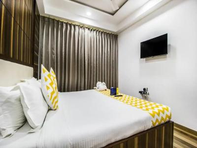 FabSapphire Inn - 26