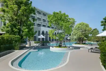 Cross Pratamnak - 25