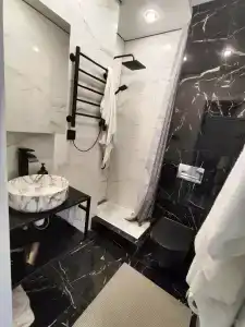 на Новомосковской, 14 - 64