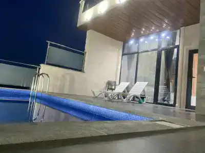 Коттедж с бассейном - 22