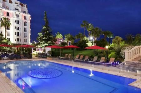 Hôtel Barrière Le Majestic Cannes - 11