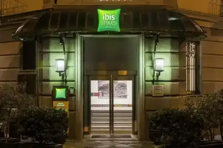 Ibis Styles Napoli Garibaldi - 3