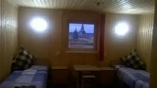 приезжих - 20