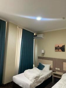 City & Business - 82