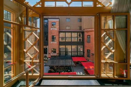 Radisson Red - 74