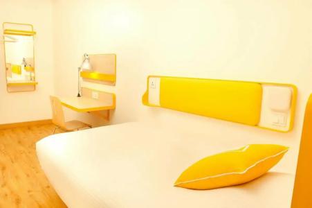 Bloomrooms @ Link Road - 54