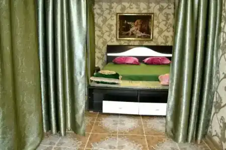 Губернский - 8