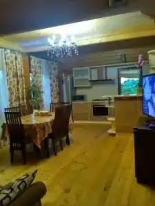 у Светланы - 8