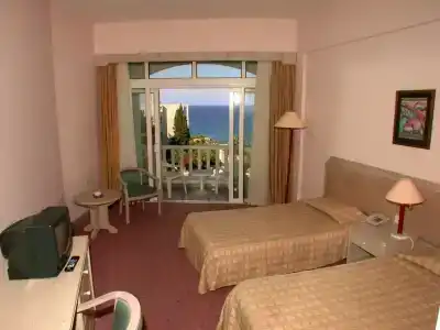 Denizkizi & Denizkizi Royal Seafront Resort & Restaurant & Beach Club - 19