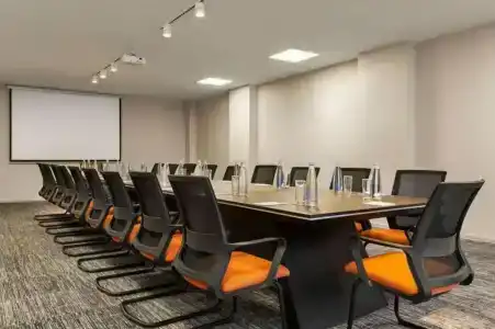 Ramada by Wyndham Tbilisi Old City - 31