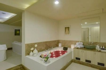 Radisson Blu Bengaluru Outer Ring Road - 76