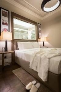 The Bank Istanbul - 55