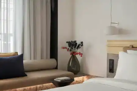 Radisson Red - 49