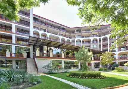 Estreya Palace - 21