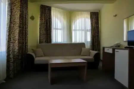 Bellevue - 48
