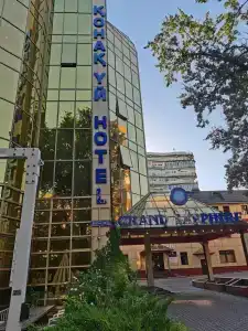 Grand Sapphire - 21