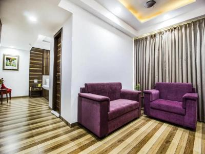 FabSapphire Inn - 37