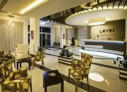 Lavin - 34