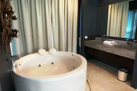 Ohana and Restaurant - 17