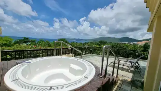 Sheraton Sanya Yalong Bay Resort - 9