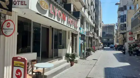 Lyon İstanbul - 2