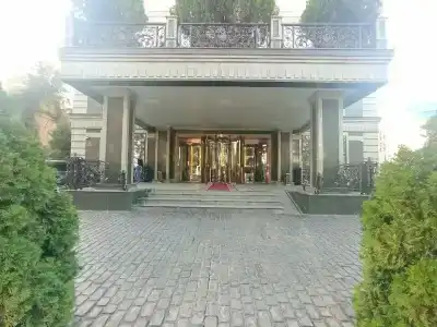  Plaza Bishkek - 32