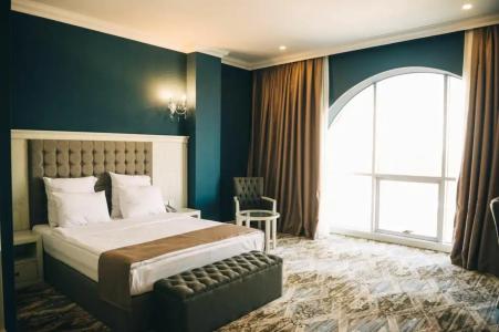 Emerald Suite - 1
