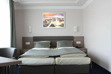 St.Joseph Hamburg - Reeperbahn St.Pauli Kiez - 45