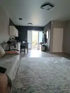 у фонтана - 30