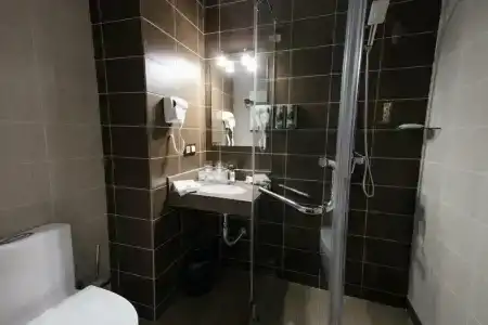 The Royal Mezbon & SPA - 89