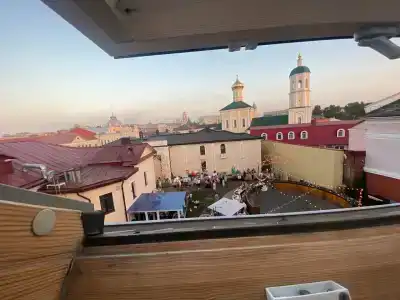 У Кремля - 45