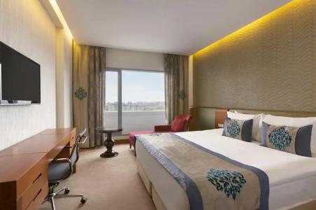 Ramada & Suites by Wyndham İstanbul Ataköy - 68