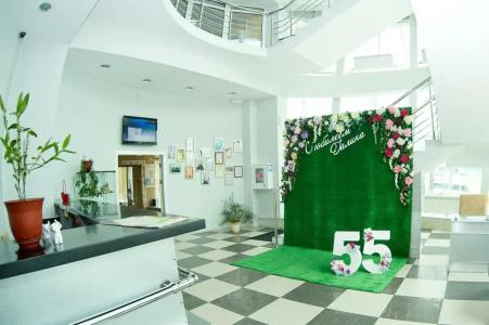 У Истока - 40