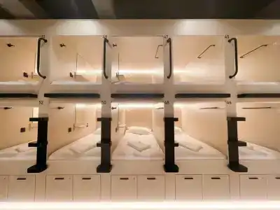 Deep Capsule Hotel - 0