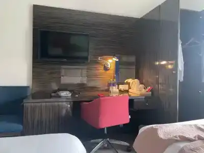 Holiday Inn Express Dubai Internet City, an IHG - 55