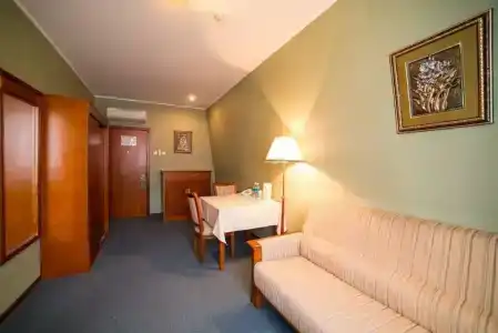 Славянская - 81